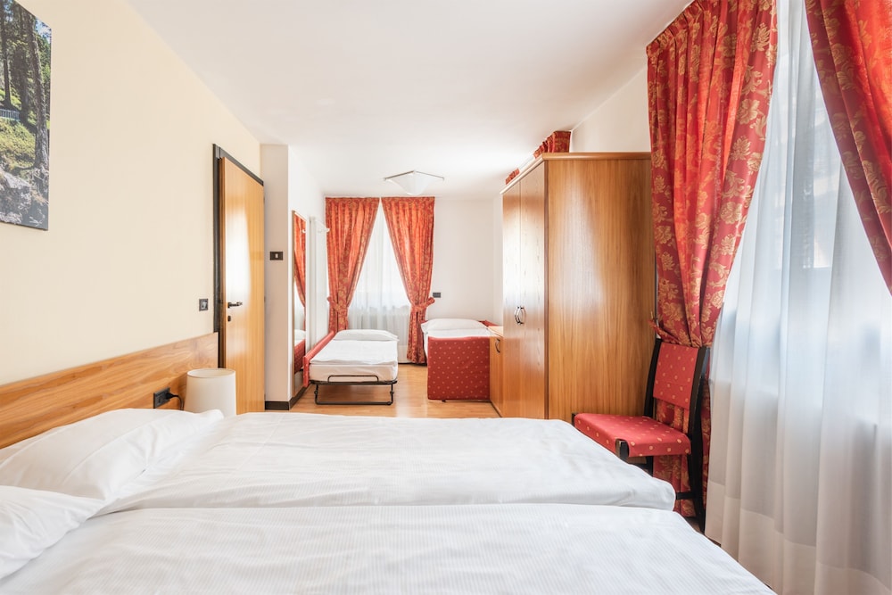 Alpina Hotel 29/68