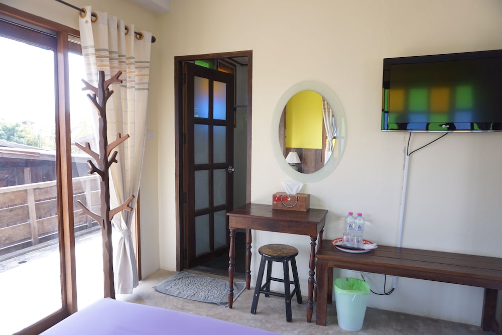 Chiangkhanburi 18/25