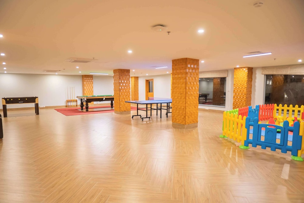 Ramada by Wyndham Murree Lower Topa Resort 80/87