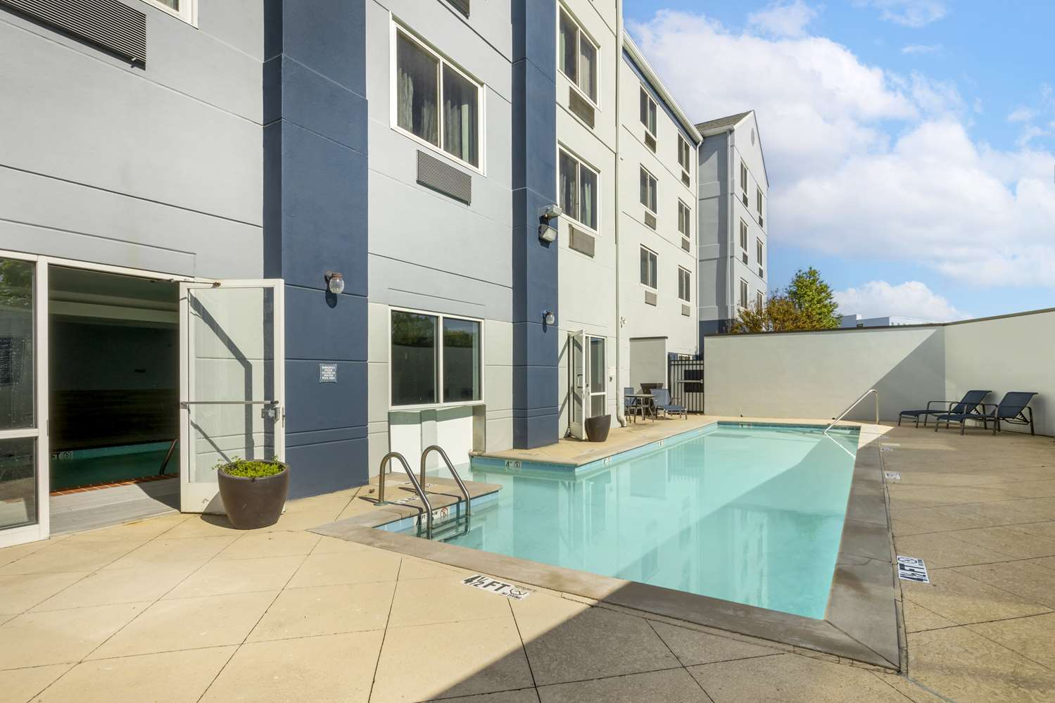 Best Western Plus Nashville Airport Hotel 11/12