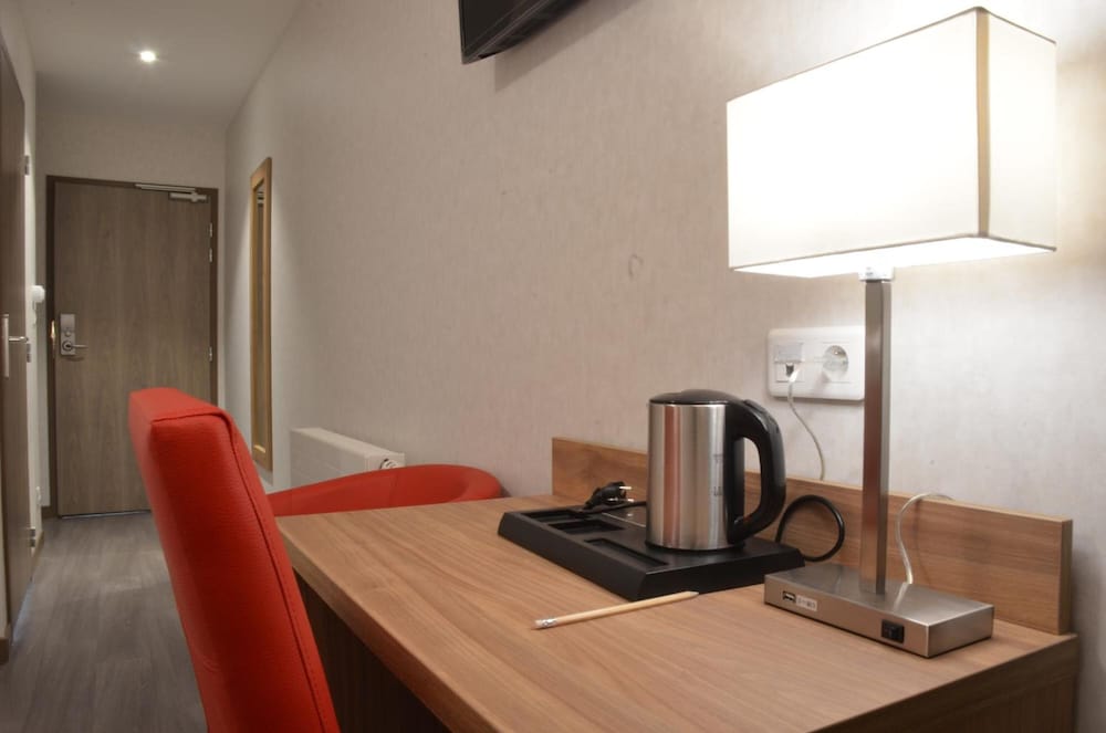 LA CHAMBRE D’AMIENS 44/59