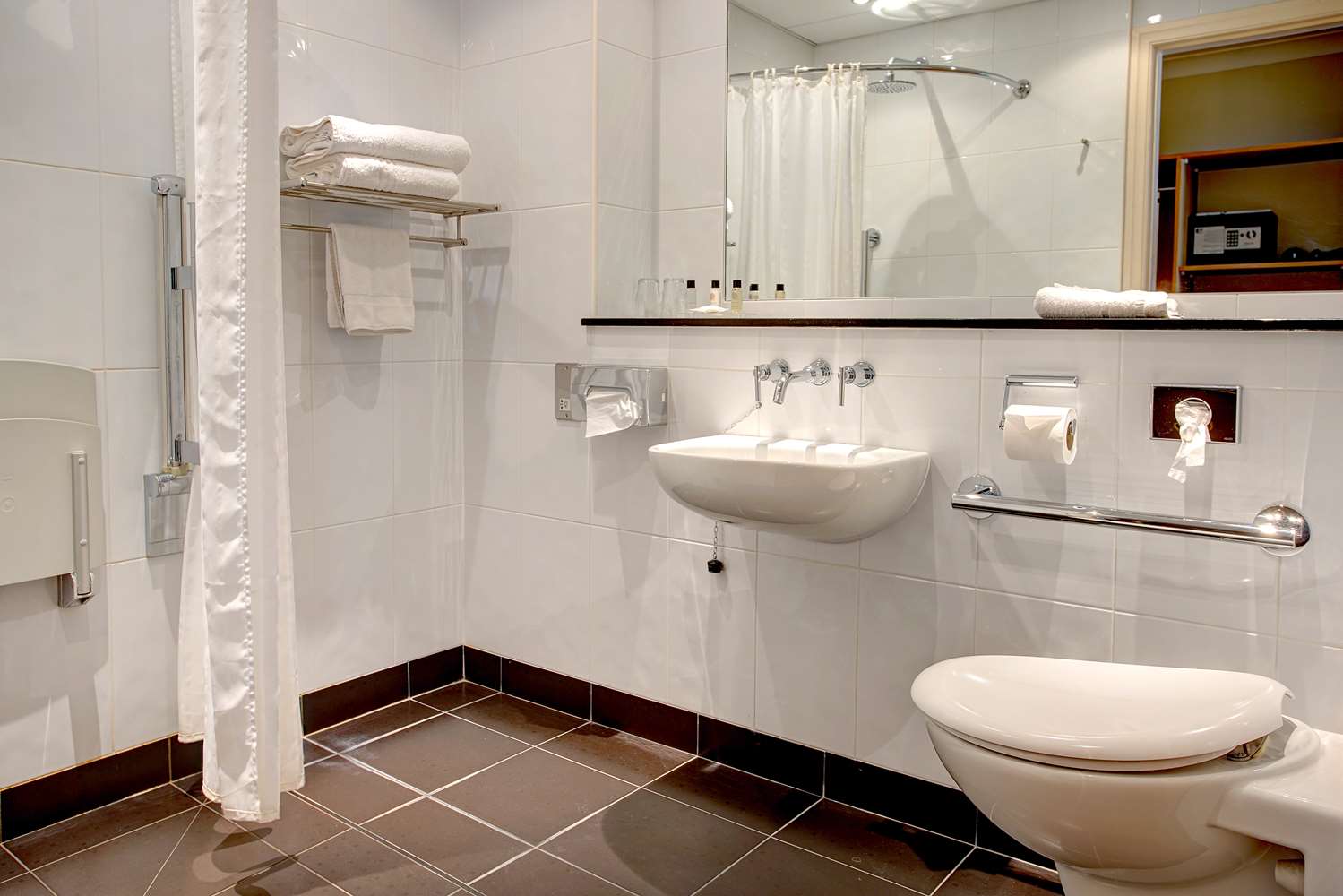 Best Western Plus Milford Hotel 46/46