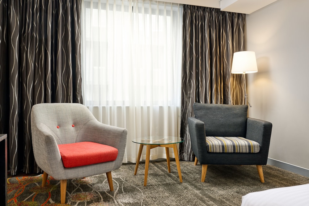 Holiday Inn Perth City Centre 50/78