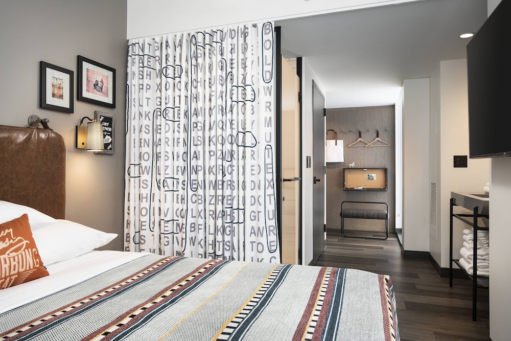 Moxy Louisville Downtown 12/61