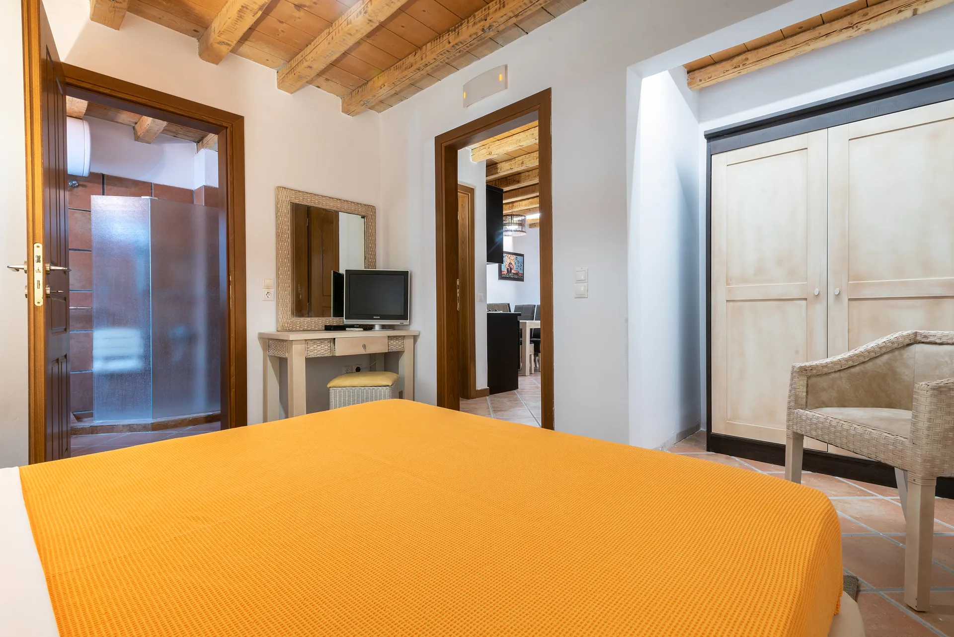 2 Bedrooms, Junior, Flat, Residence