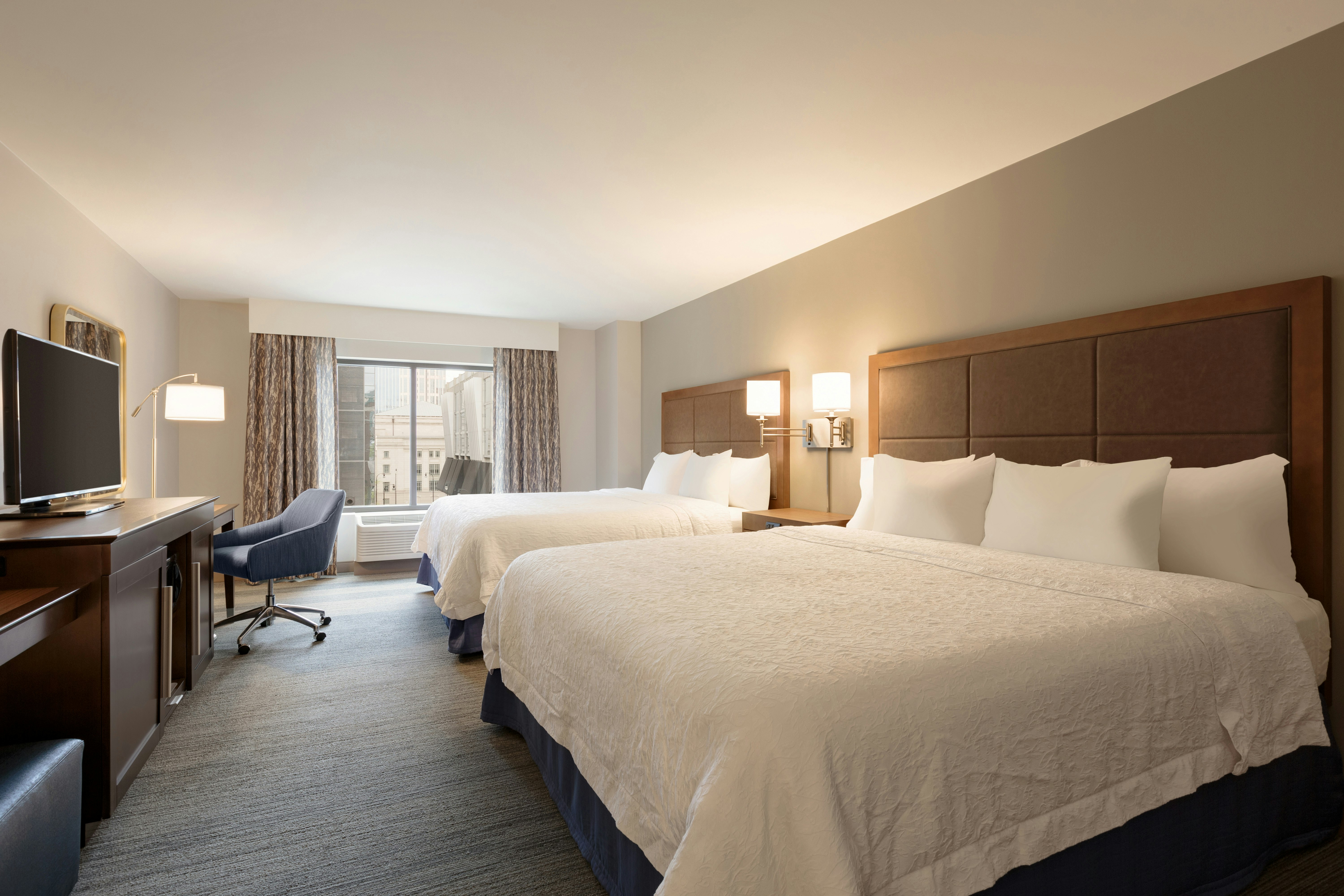 ROOM, 2 KING BEDS