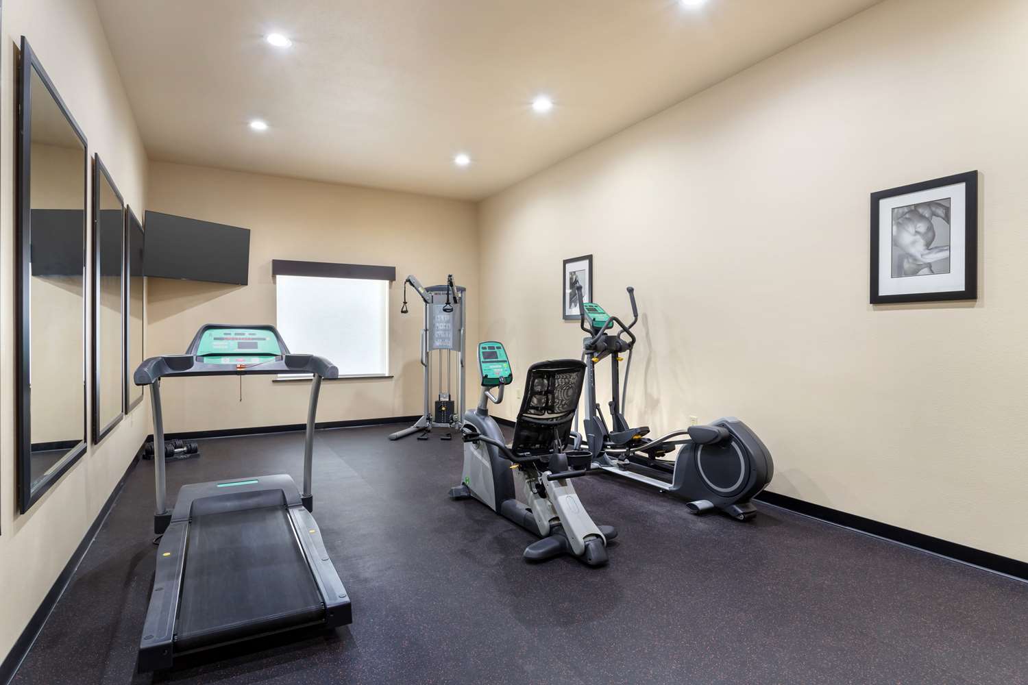 Best Western Plus Goliad Inn and Suites 5/16