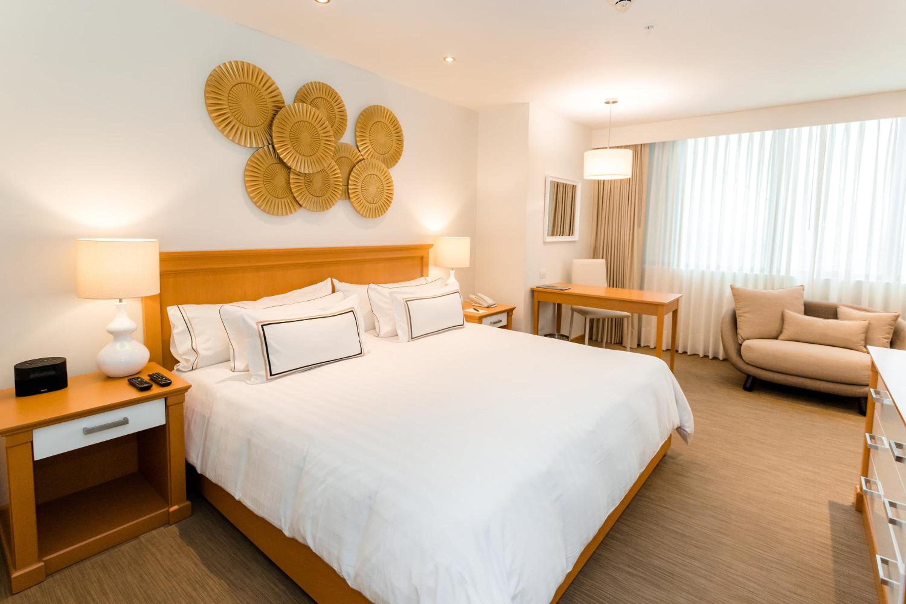 The Level, Junior Suite, Executive, Queen Bed