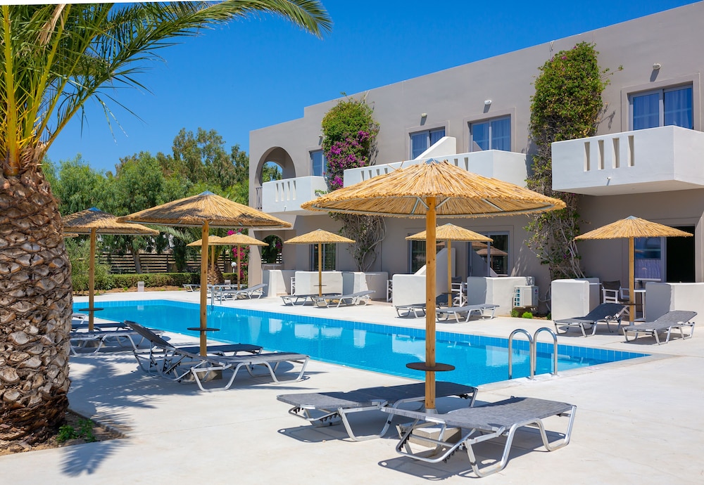 Akti Beach Club 42/50
