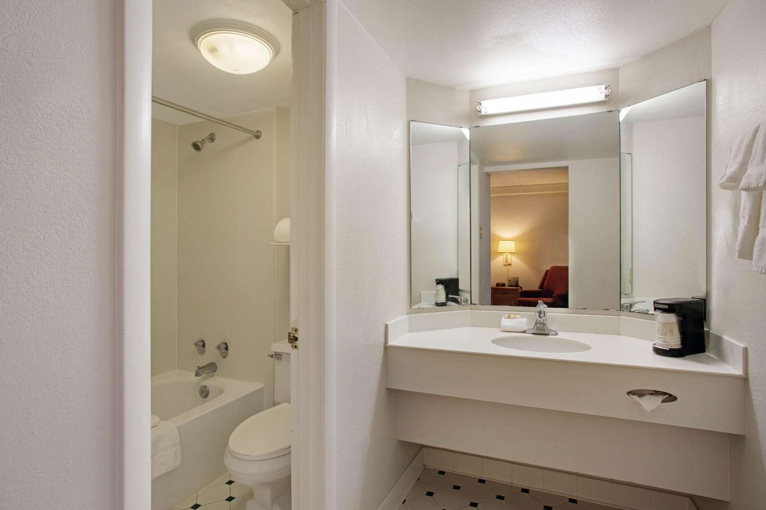 La Quinta Inn Lexington 50/52