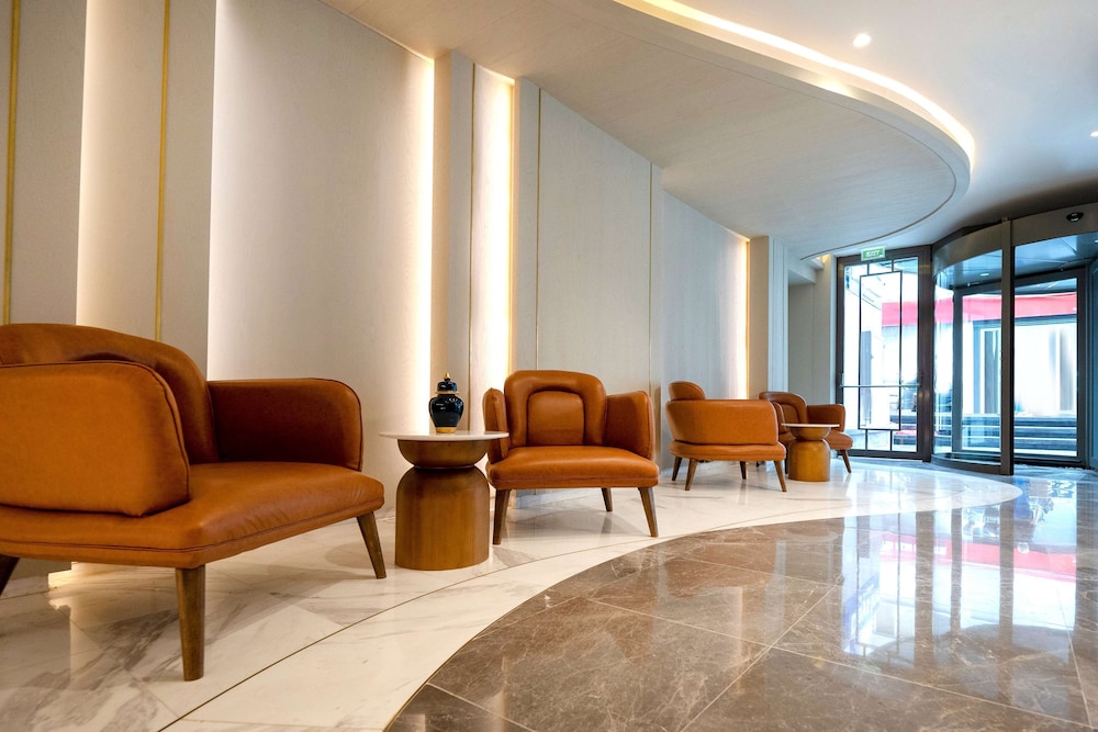 Days Inn by Wyndham Istanbul Bomonti 25/50