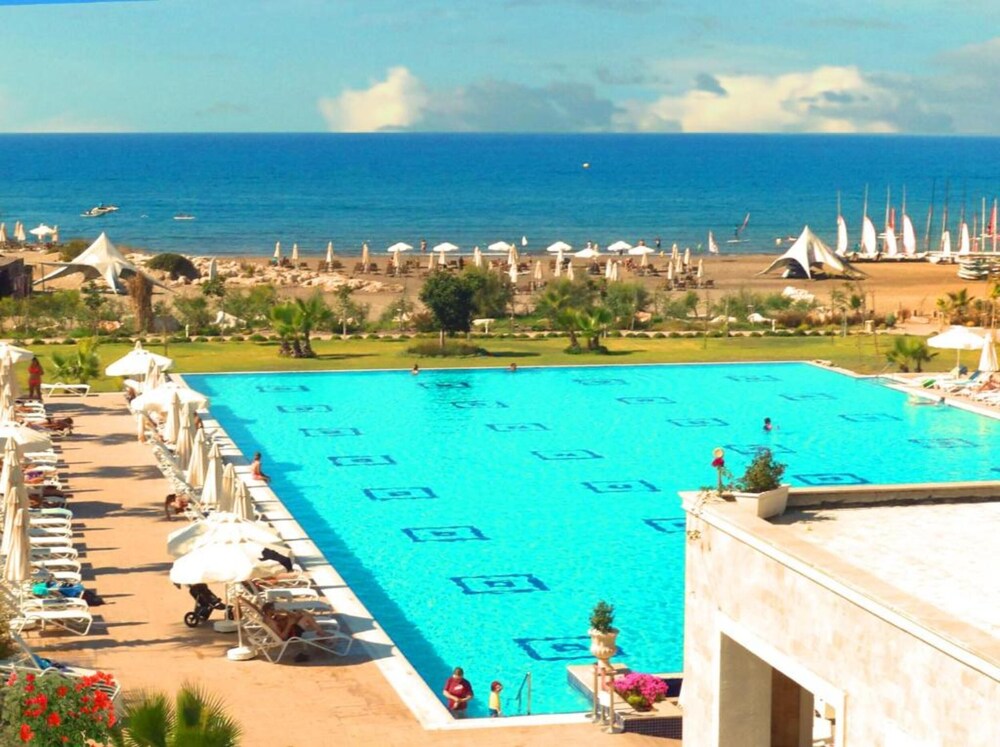 Andriake Beach Club Hotel 18/50