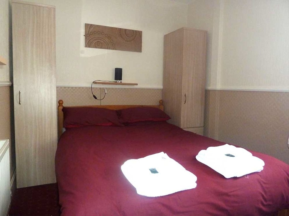 Delamere Hotel 3/29
