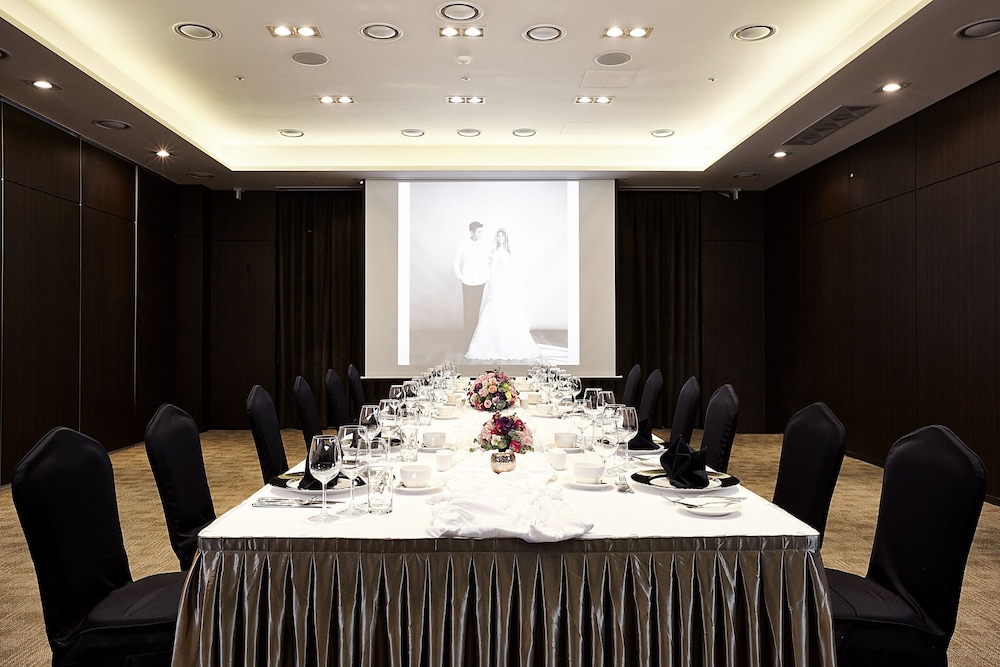 Hotel Square Ansan 44/48