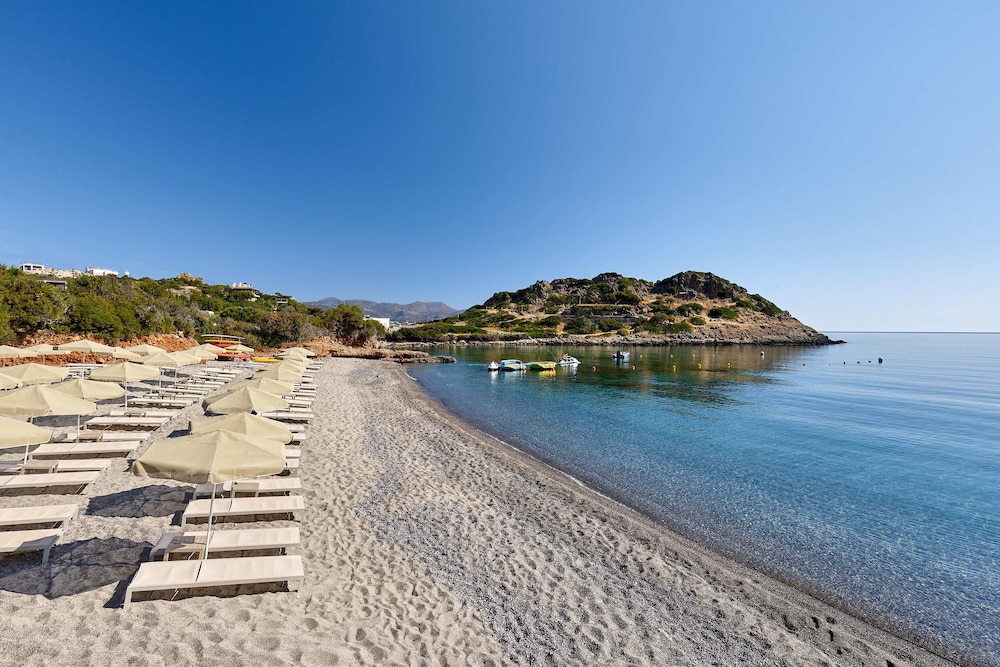 Blue Marine Resort and Spa 67/71