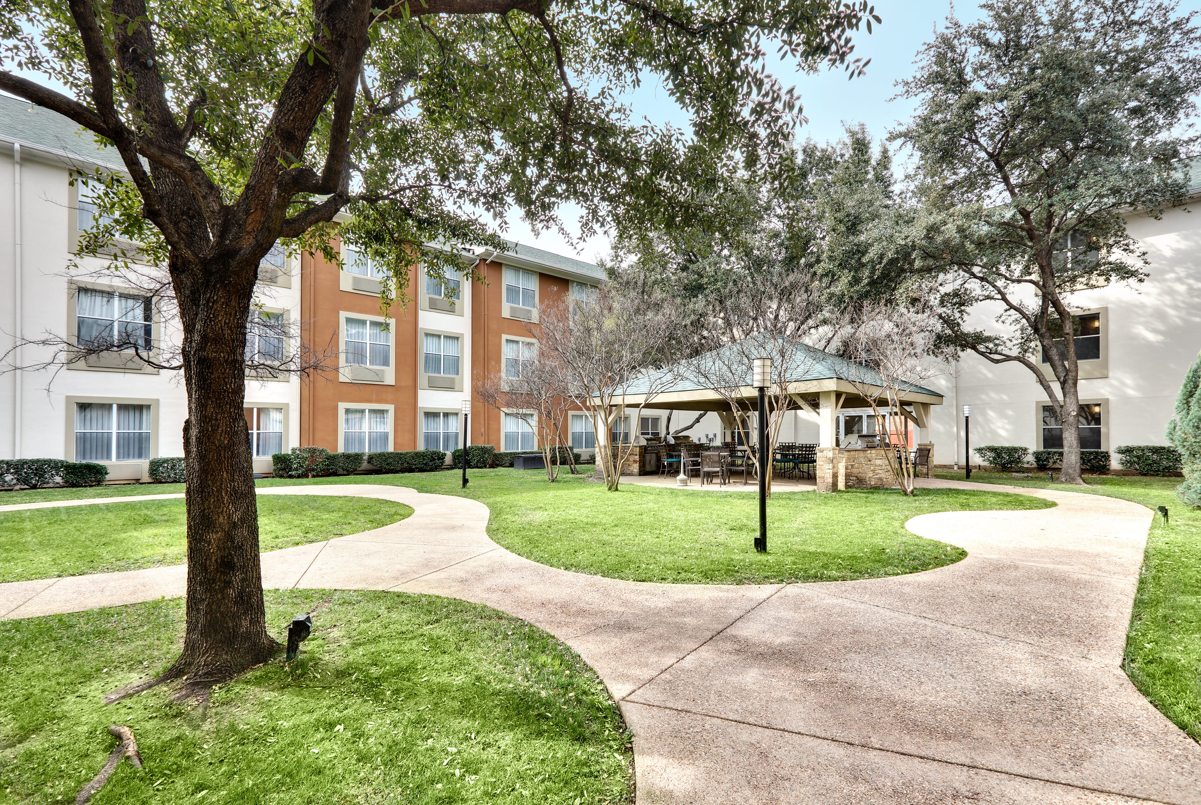 Candlewood Suites Dallas Market Cntr-Love Field 20/22