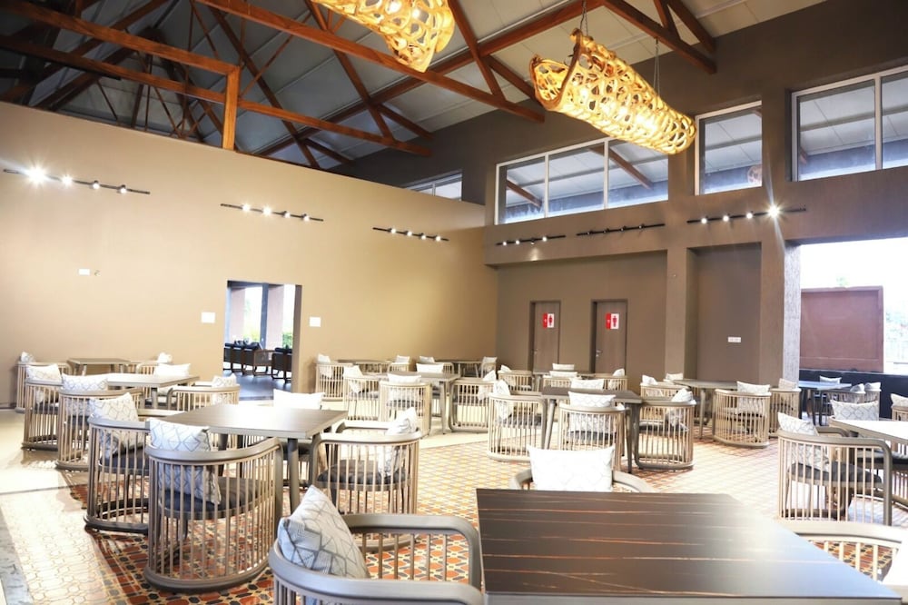 Mastiff Select Riveria Resort, Igatpuri Road, Nashik 50/61