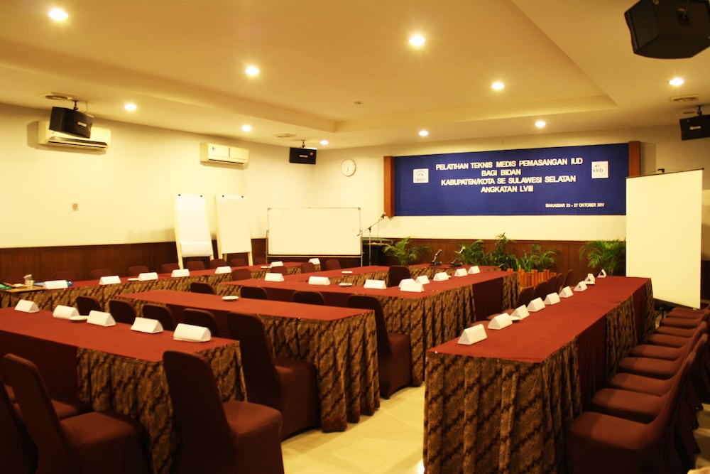 Grand Palace Hotel Makassar 15/18