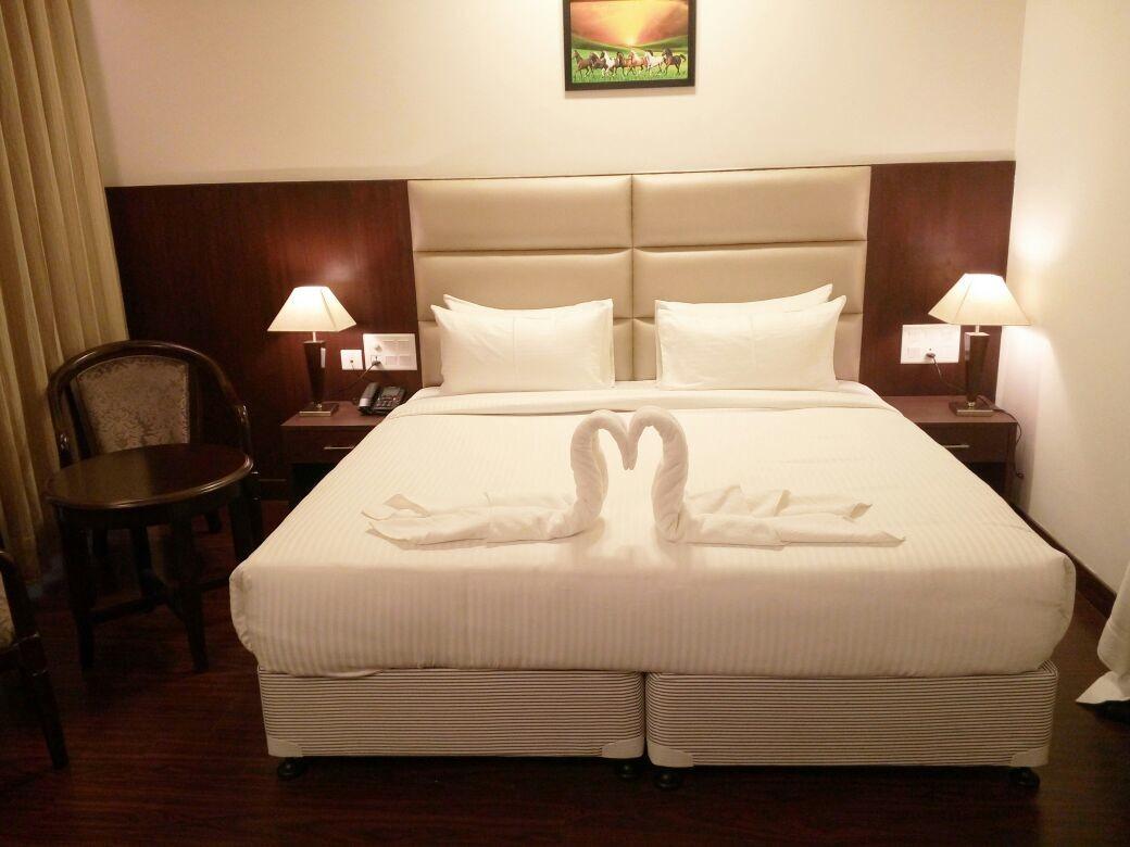Hotel Mandarin Square 6/17
