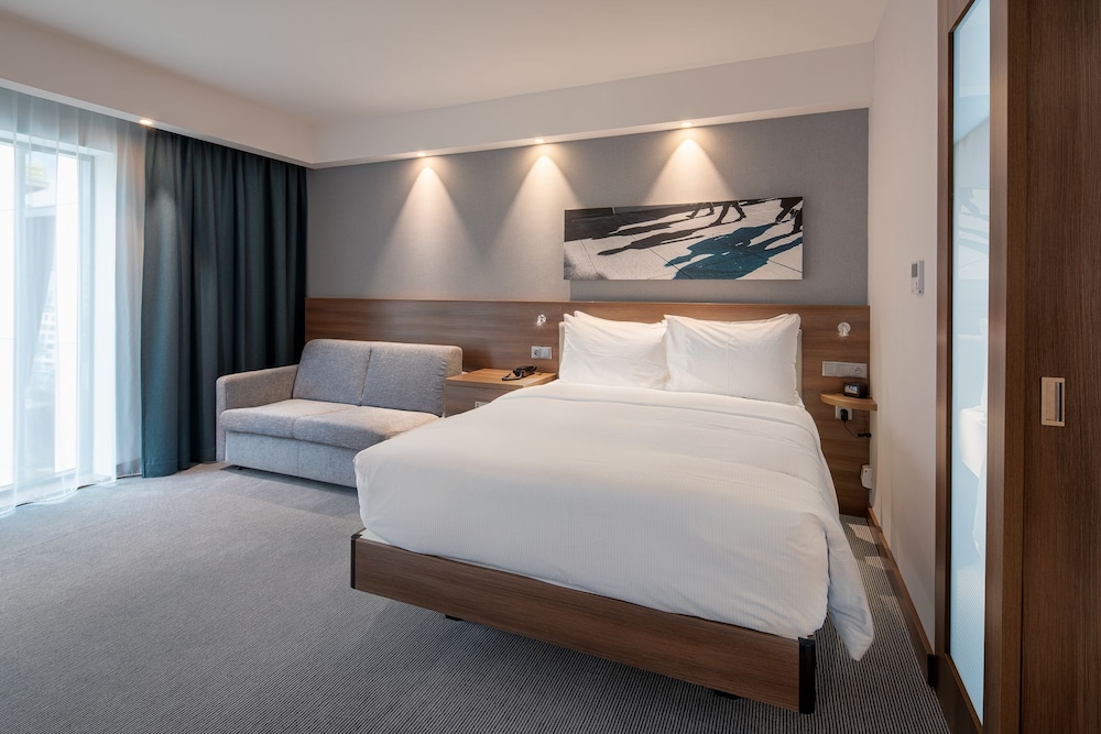 Hampton By Hilton Warsaw Mokotow 12/45