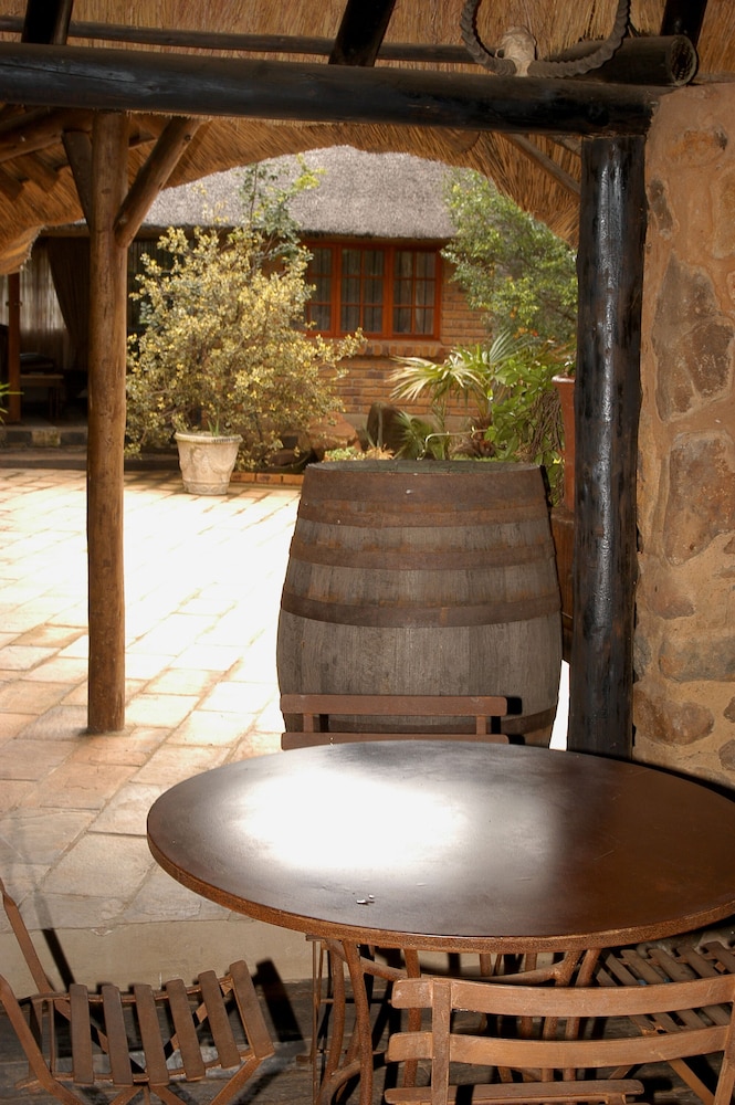 Foundry Guest Lodge 23/50