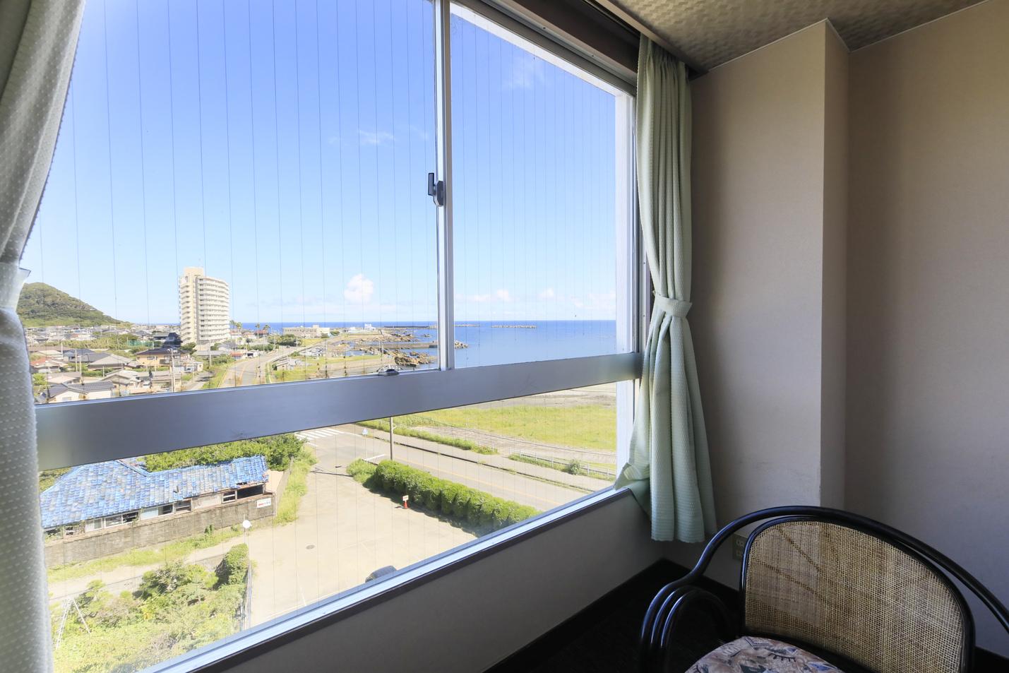 Style, Side Ocean View, Tatami