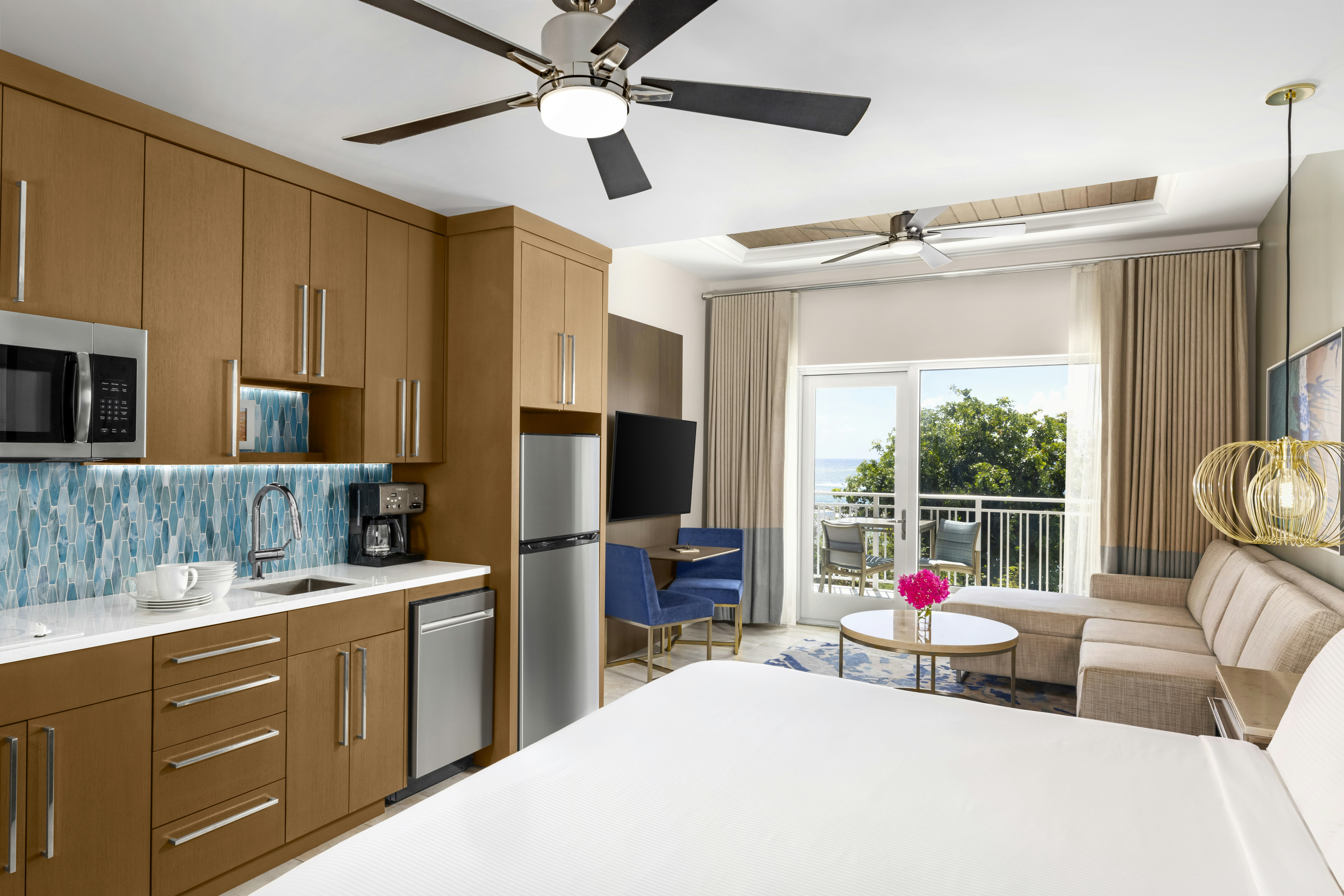 Limetree Beach Resort by Club Wyndham 28/84