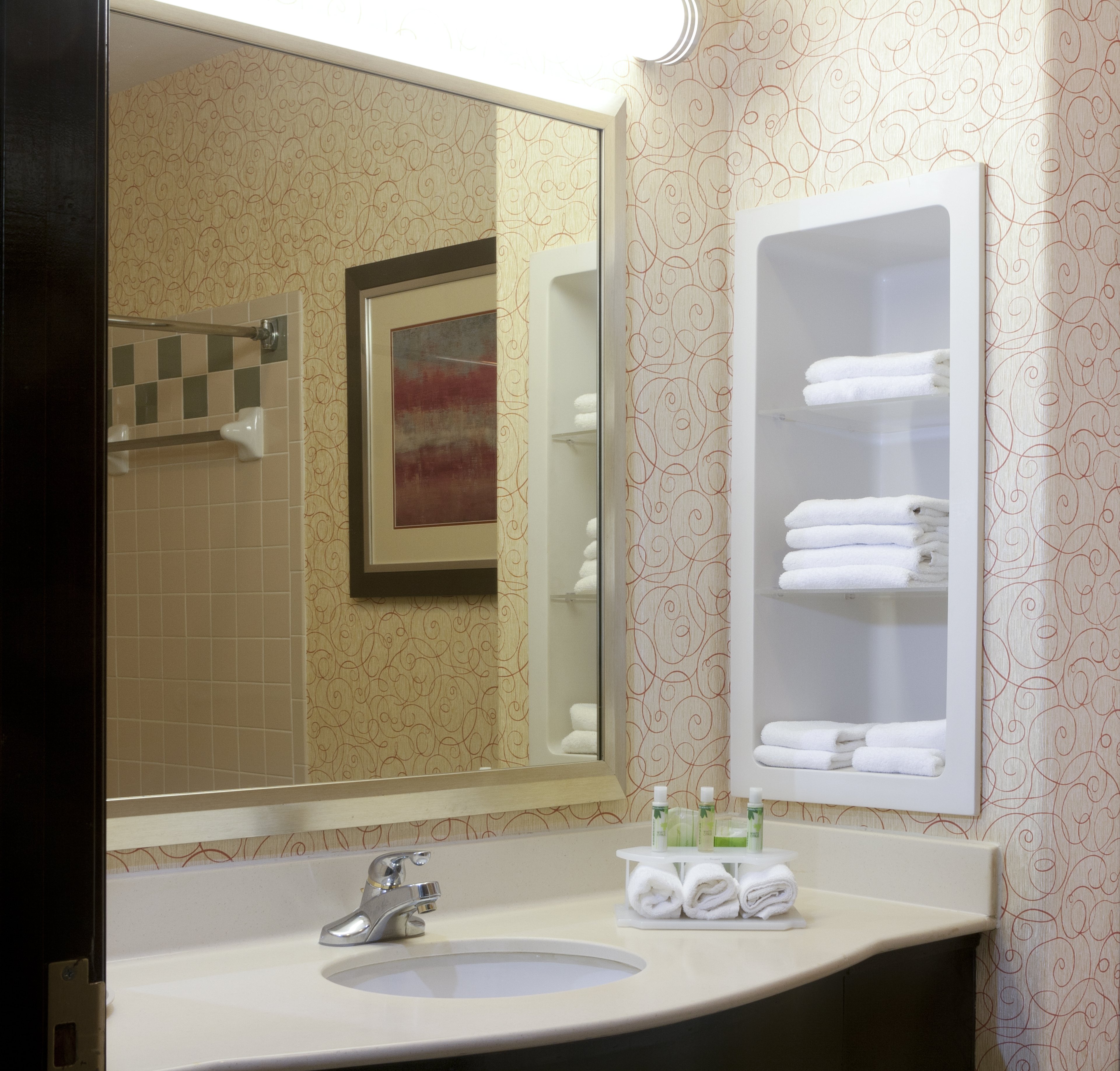 غرفة قياسية بسرير كينج، Holiday Inn Express Hotel Suites Brownsville 2/2