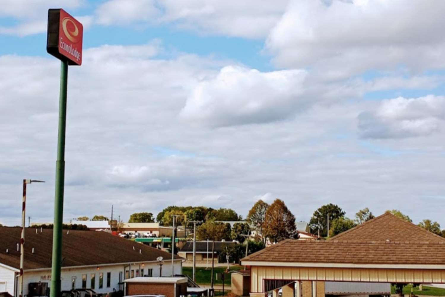 Econo Lodge Maquoketa, IA 19/20