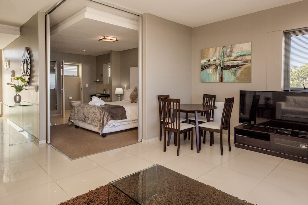 Infinity Self-Catering Apartments 39/50