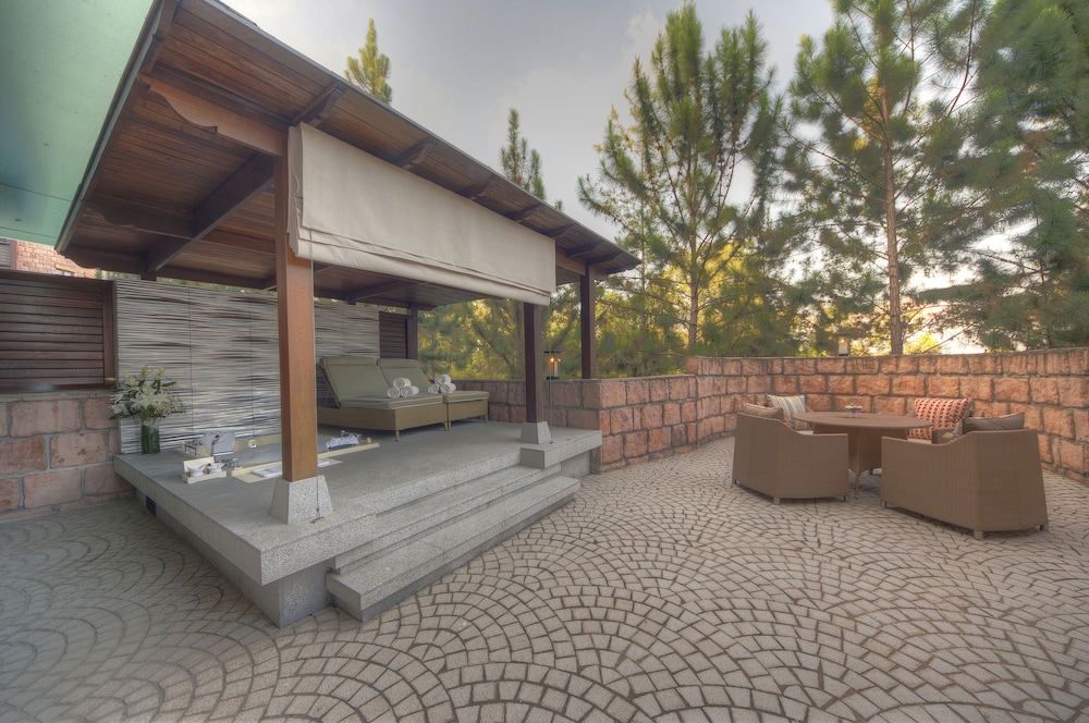 The Chateau Spa & Wellness Resort 35/60