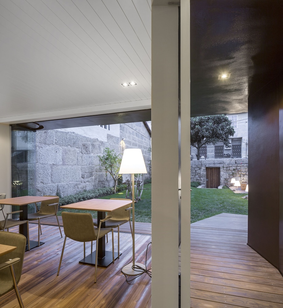 Casa do Juncal 60/72