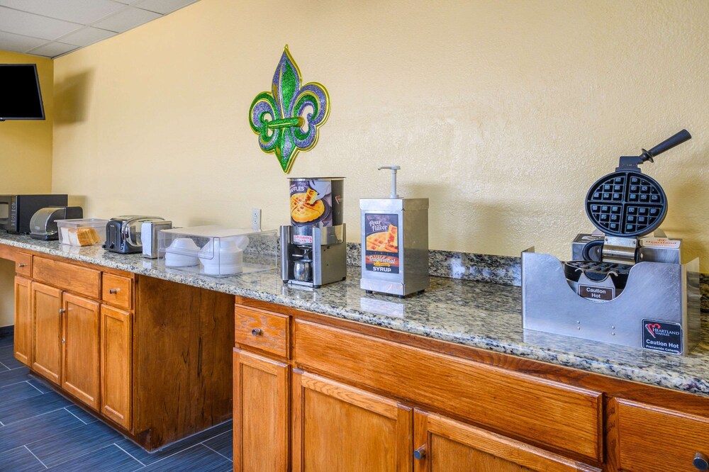Rodeway Inn Metairie - New Orleans West 29/38