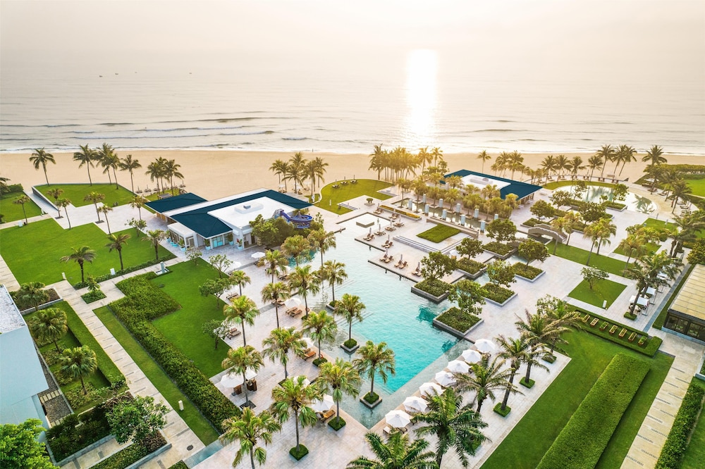 Hyatt Regency Danang Resort And Spa 69/71