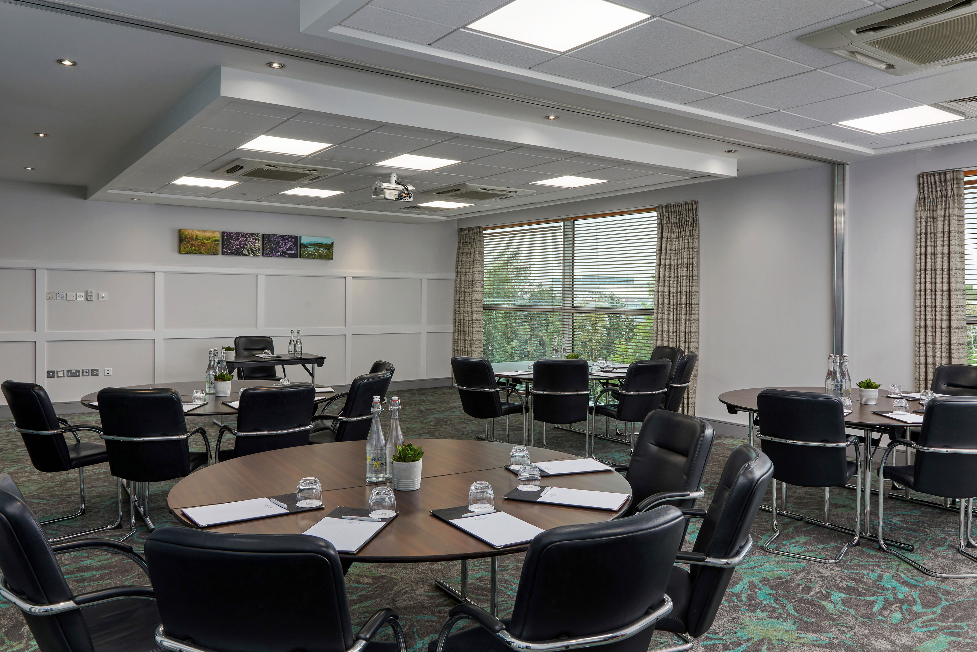 CROWNE PLAZA BLANCHARDSTOWN 62/76