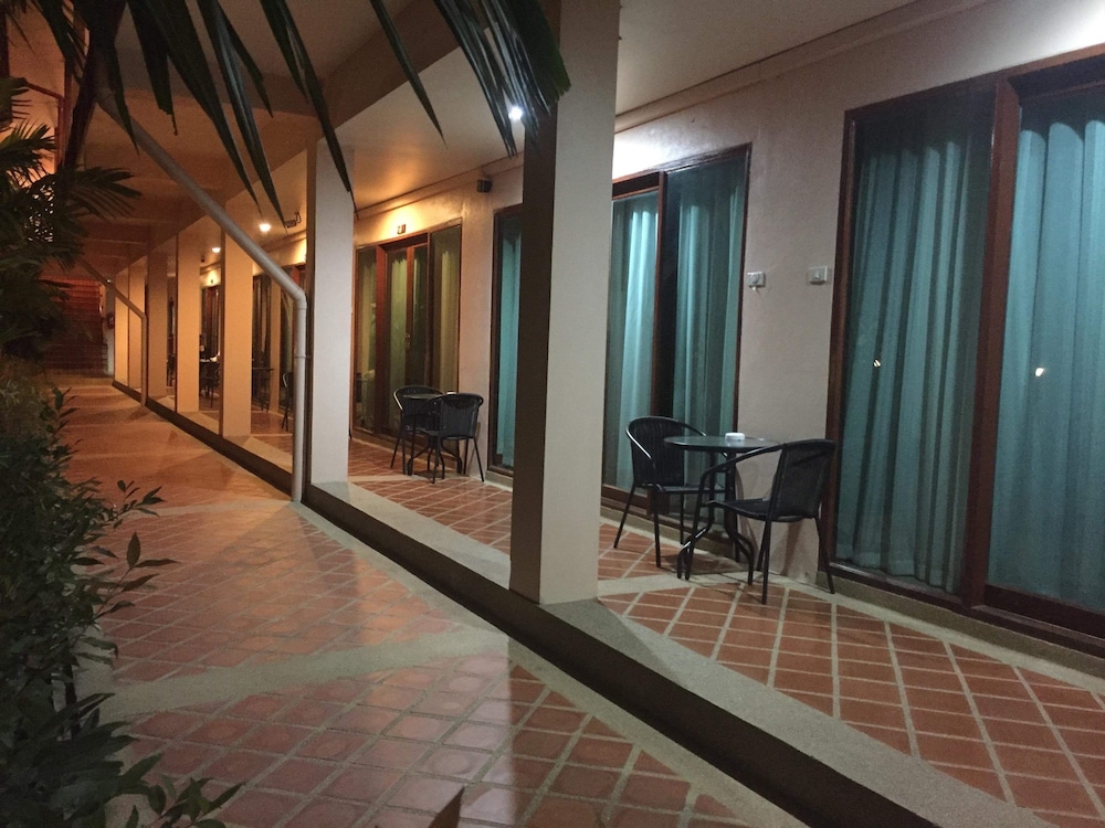 Siam Tara Resort 24/50