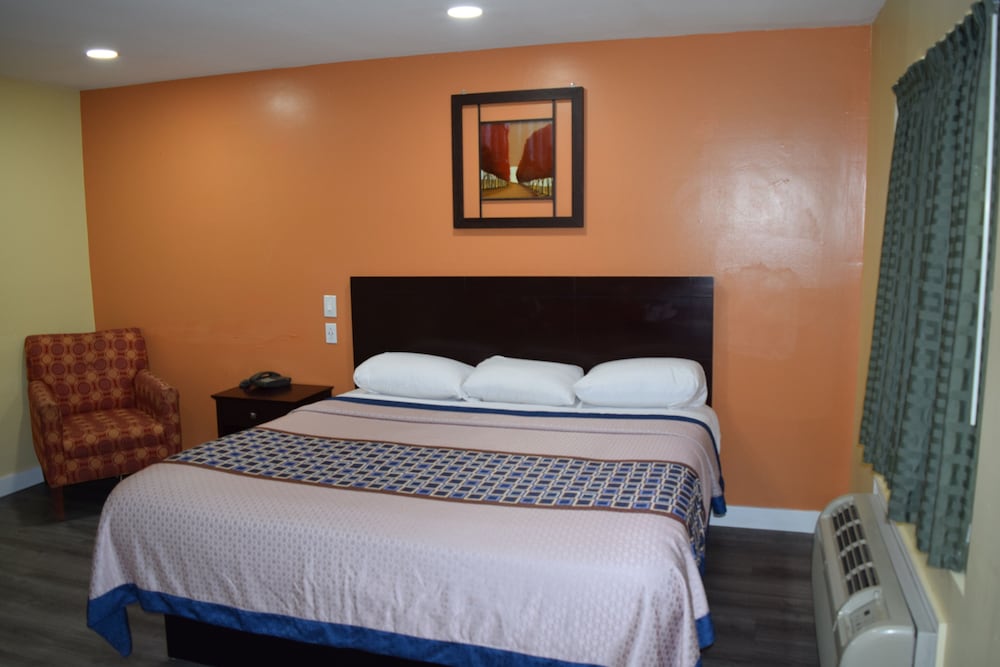White Oaks Motel Pennsville Carneys Point 10/41