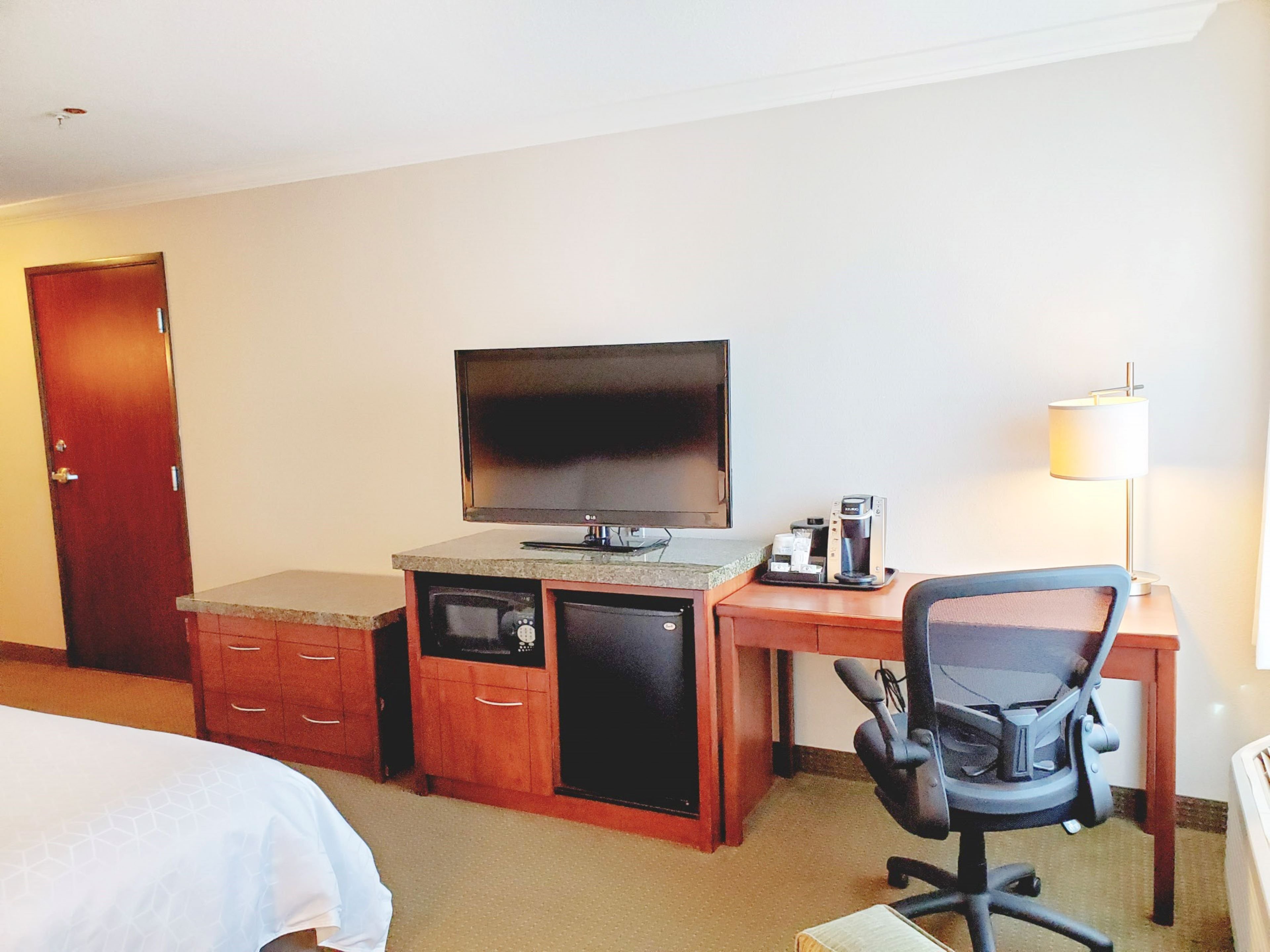 Holiday Inn Express Hotel And Suites Portland Nw Downtown 56/62