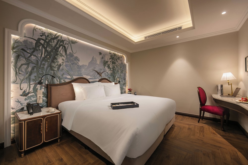 Suite with Living Room