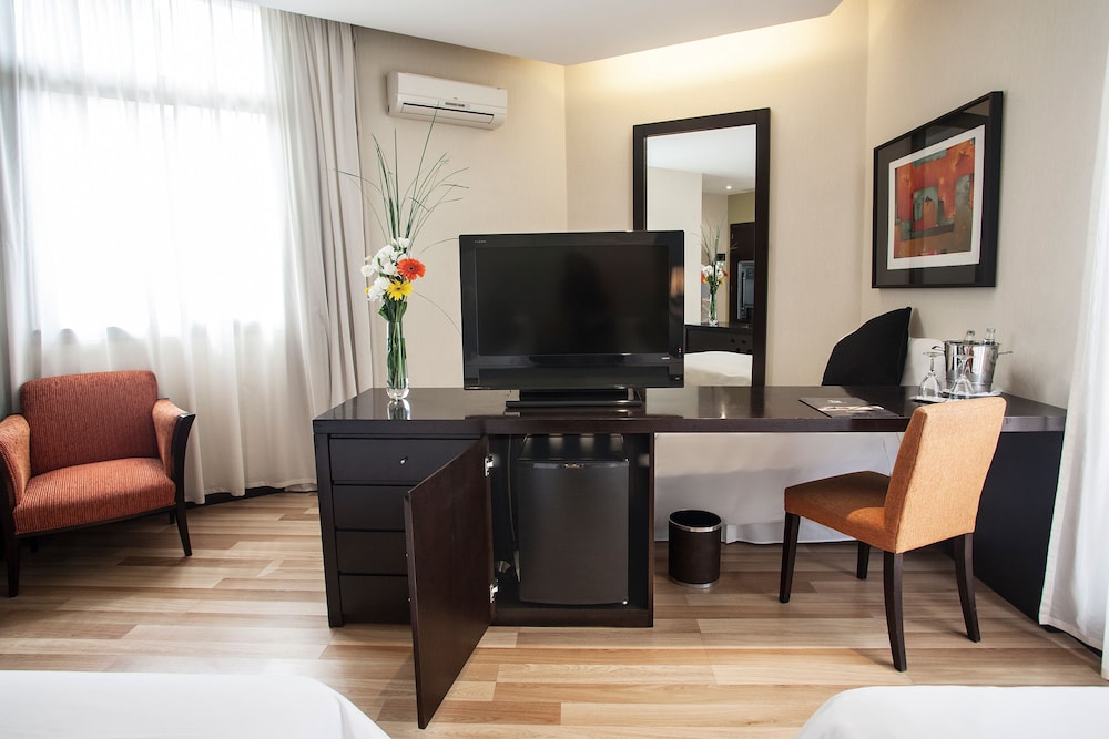 HR Luxor Hotel Buenos Aires 48/62