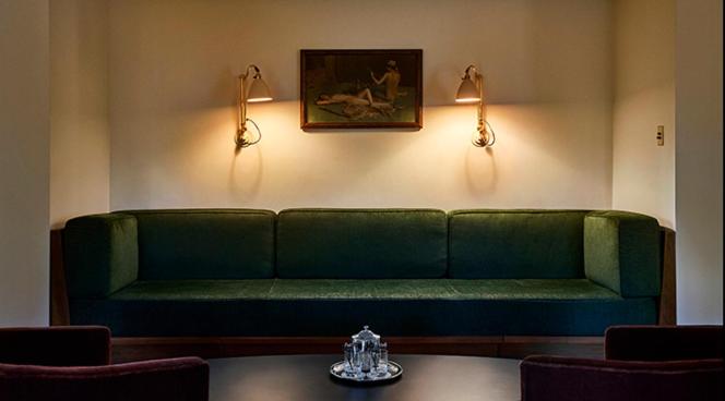Chateau Marmont 34/48