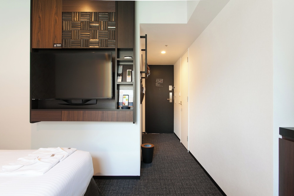 Hollywood, Twin Beds