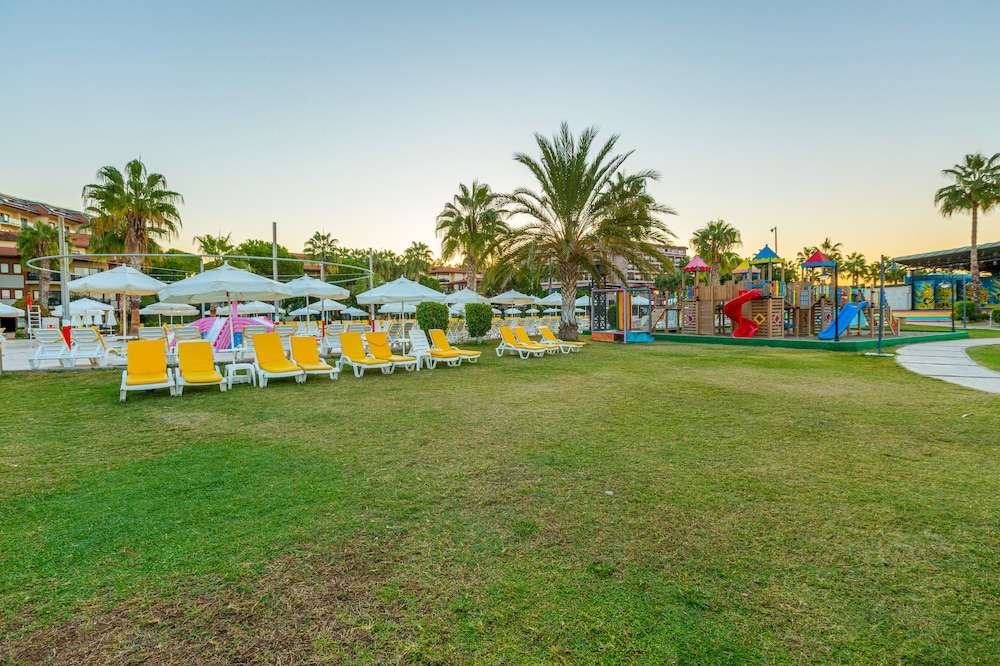 Justiniano Park Conti 41/50