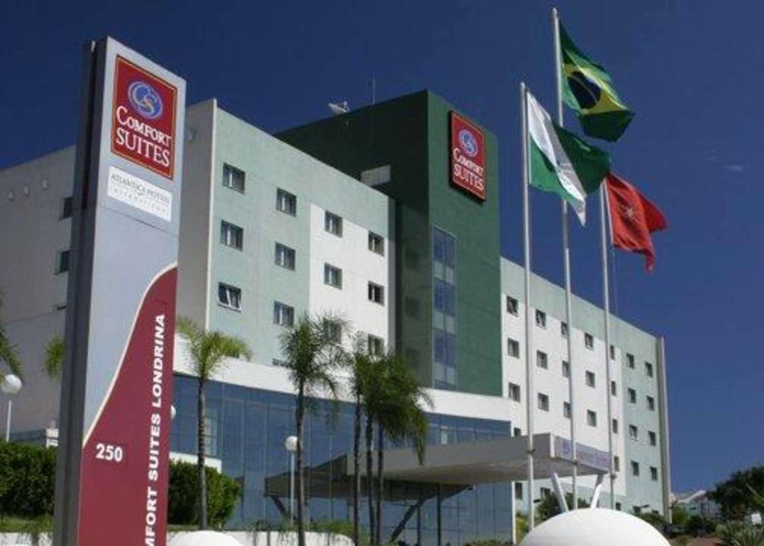Comfort Suites Londrina 1/16