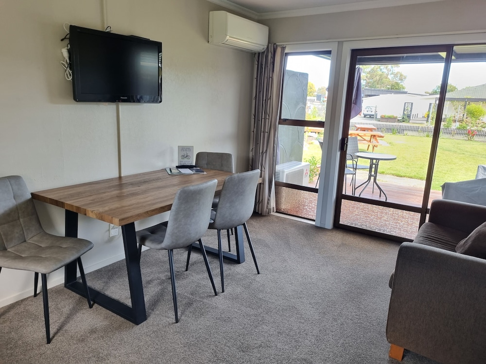 Tahuna Beach Kiwi Holiday Park & Motel 32/44