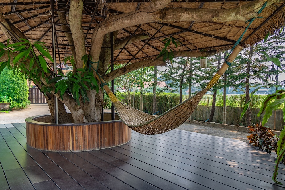 Monmuang Resort 8/74