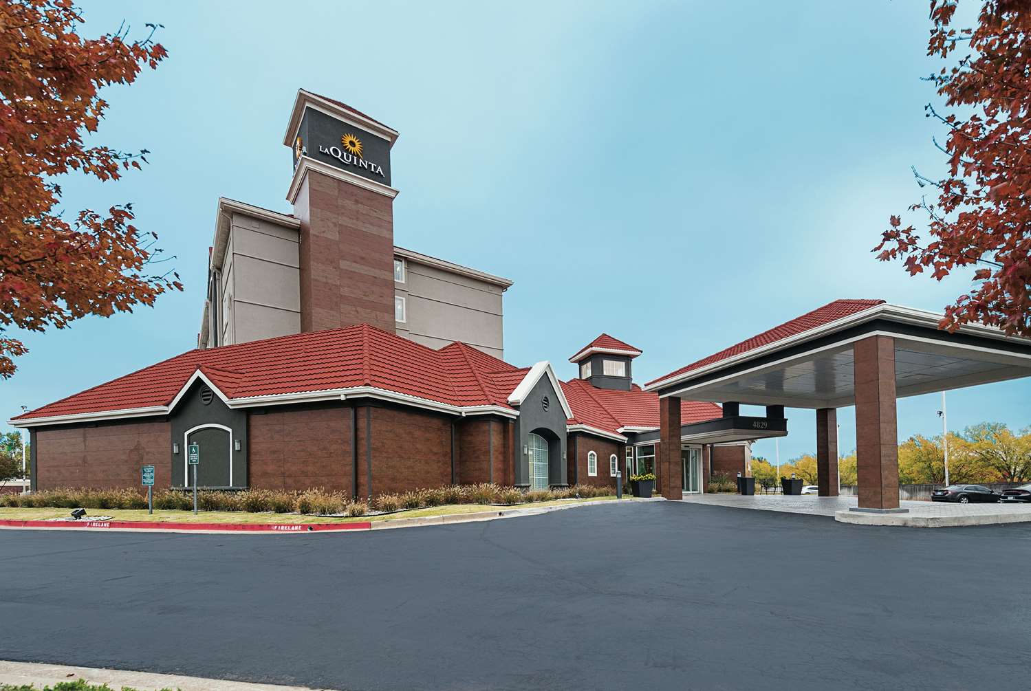 La Quinta Inn Suites Oklahoma City Nw Expwy 6/47