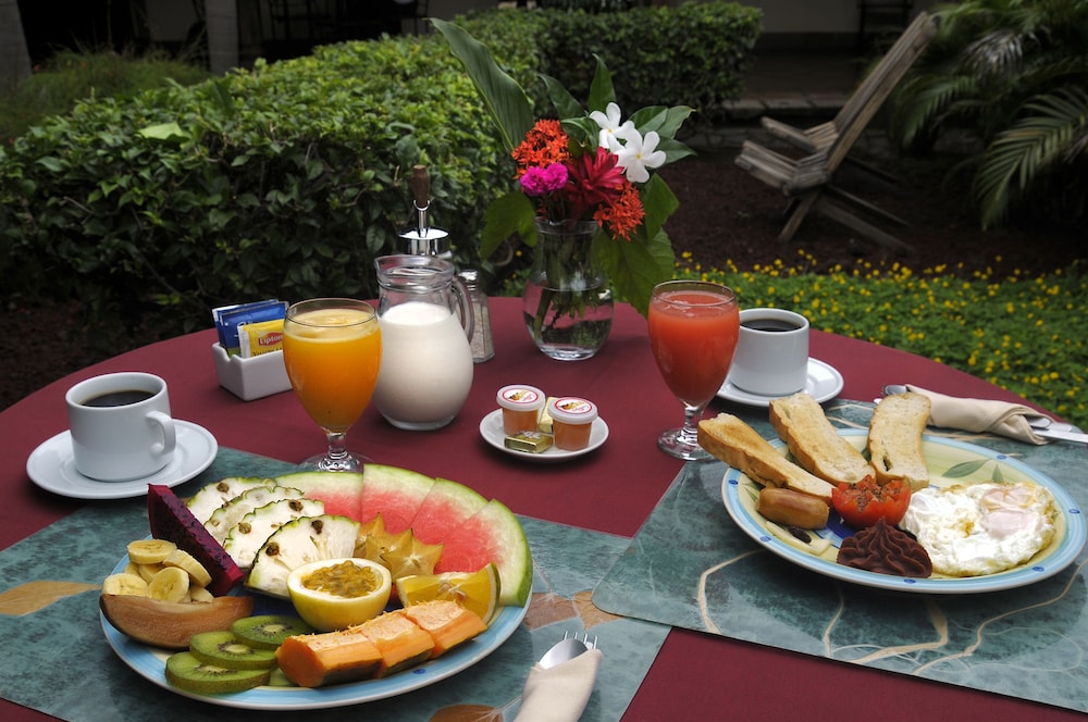 Hotel Patio Del Malinche 31/41