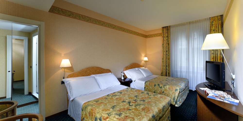 Best Western Hotel Crimea 12/49