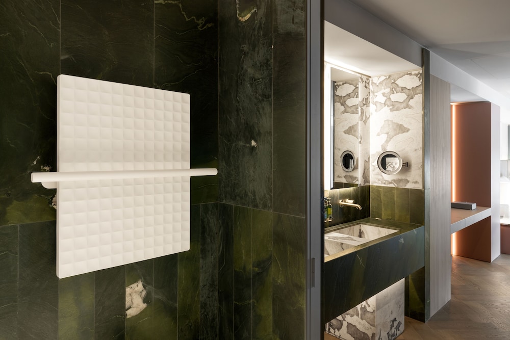 Presidential, Suite, King Bed, Palazzo Tirso Cagliari Mgallery 4/5